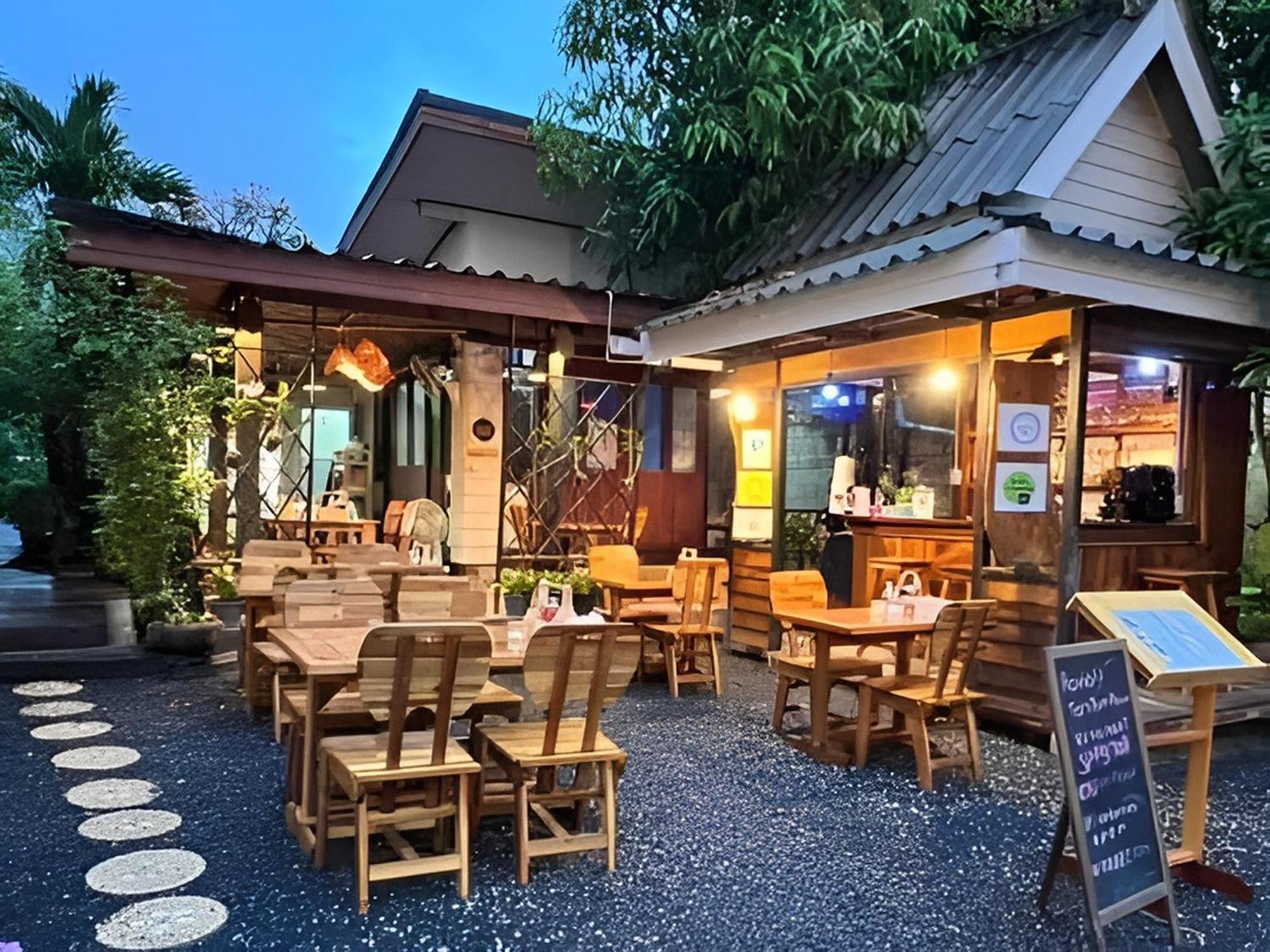Naiyang Boutique Resort Ban Phak Chit Eksteriør billede