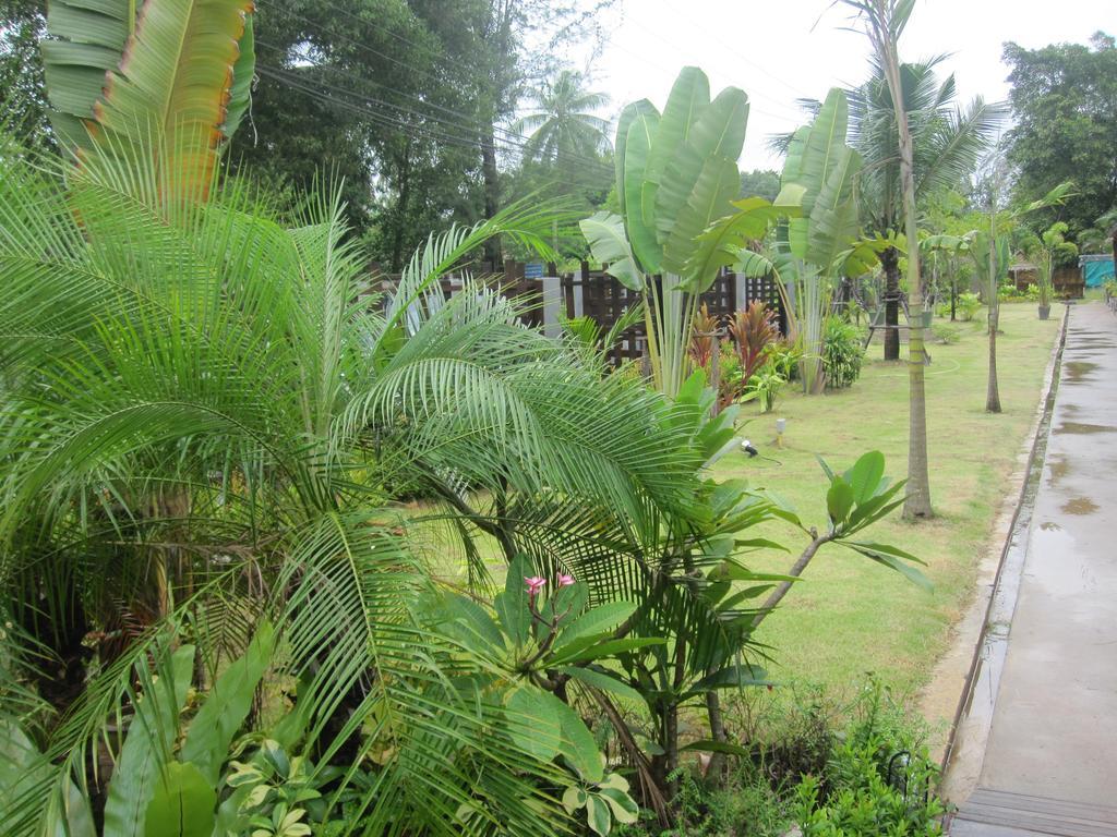 Naiyang Boutique Resort Ban Phak Chit Eksteriør billede