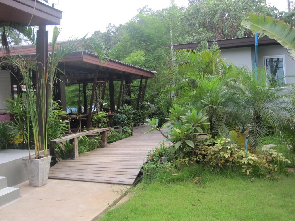 Naiyang Boutique Resort Ban Phak Chit Eksteriør billede