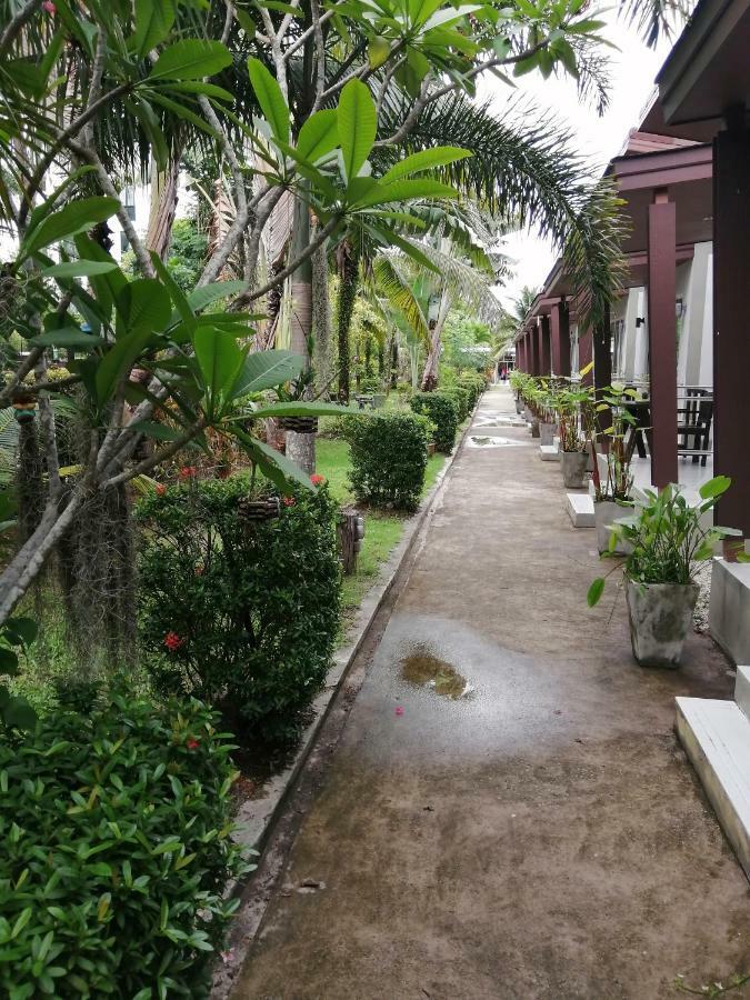 Naiyang Boutique Resort Ban Phak Chit Eksteriør billede