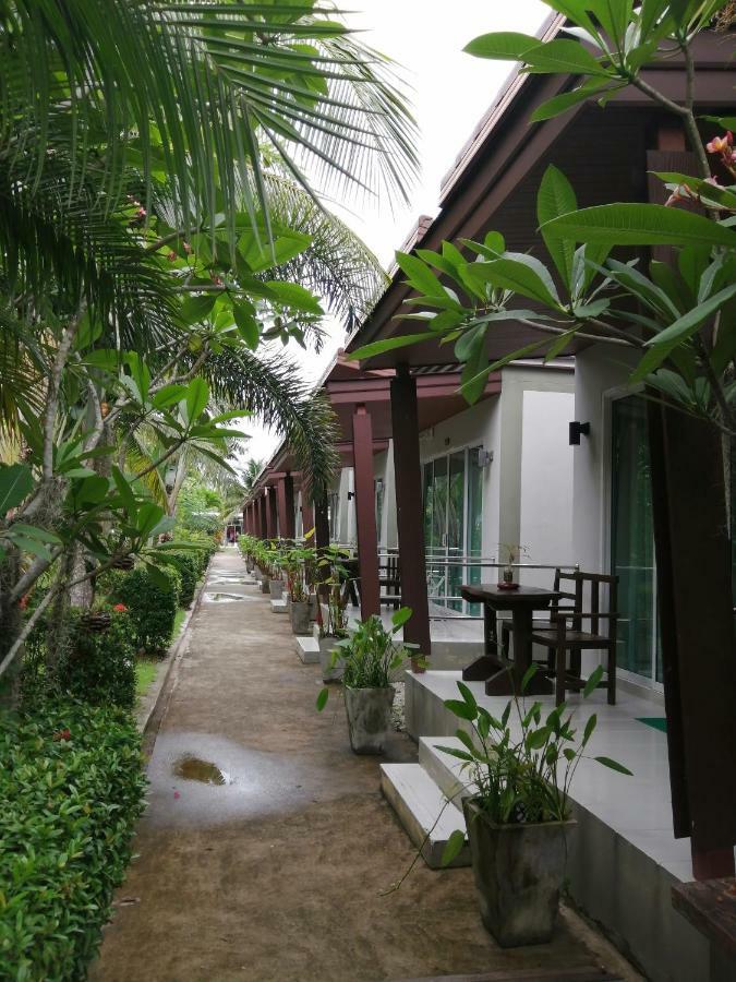 Naiyang Boutique Resort Ban Phak Chit Eksteriør billede