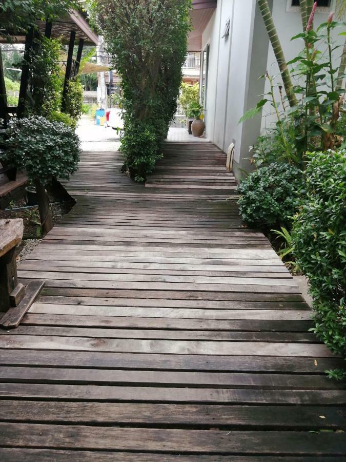 Naiyang Boutique Resort Ban Phak Chit Eksteriør billede